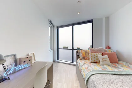 Private room in residence at 50-54 Union St, Shieldfield, Newcastle upon Tyne NE2 1AH, United Kingdom , image 5 of 21