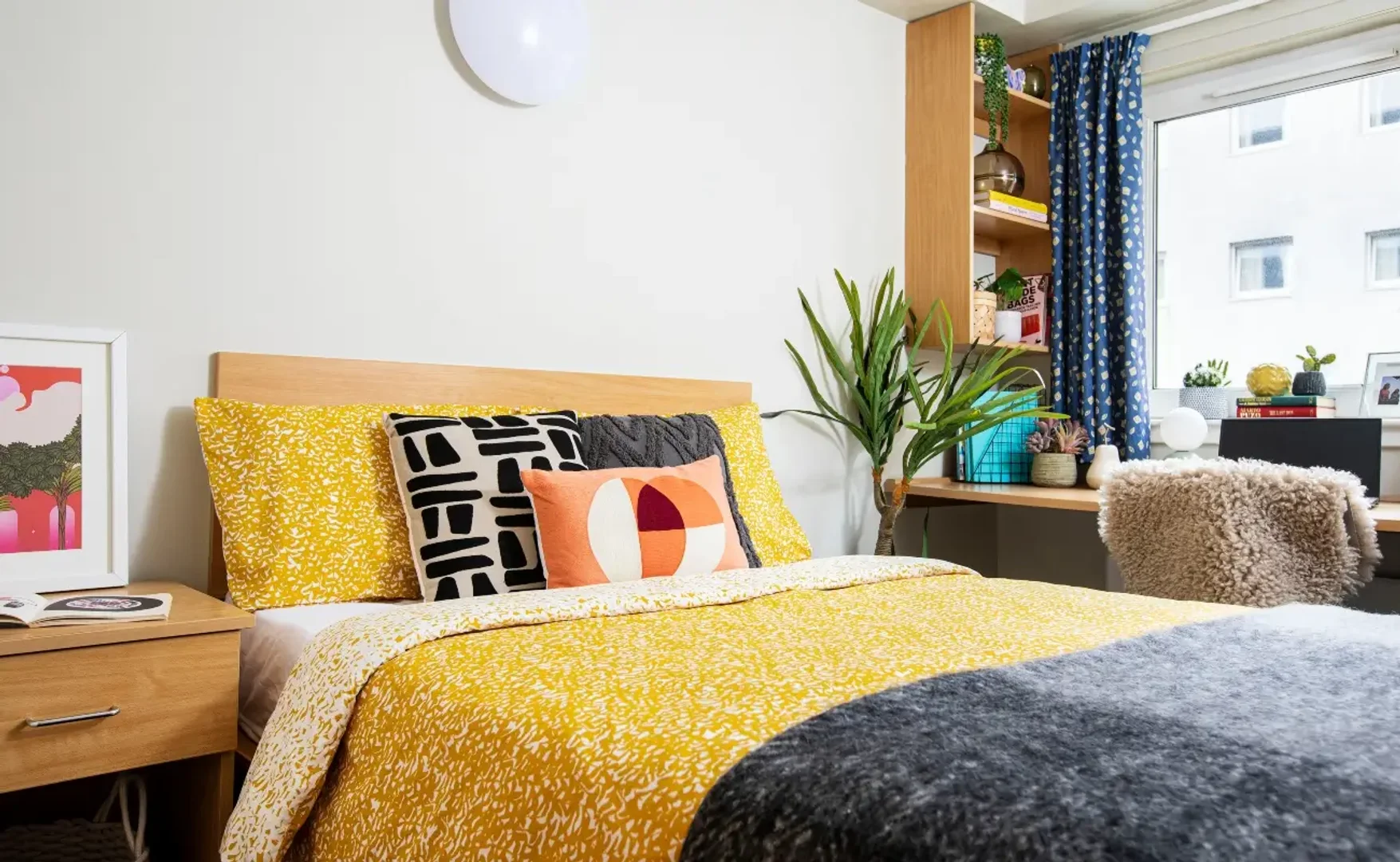 Habitación en apartamento estudiantil en alquiler en , completamente amueblado