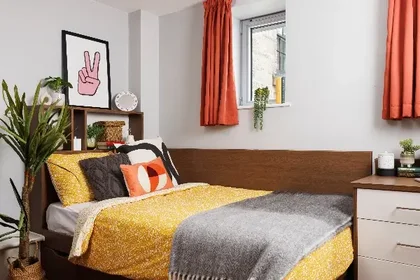 Habitación privada en residencia en 41 Holyrood Rd, Edinburgh EH8 8FF, United Kingdom, imagen 16 de 20