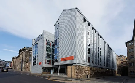 Habitación privada en residencia en 41 Holyrood Rd, Edinburgh EH8 8FF, United Kingdom, imagen 8 de 20