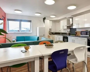 Özel oda Ikamet yerinde konumu 64-66 Ebrington St, Plymouth PL4 9AQ, United Kingdom , 9 15 görüntüsü