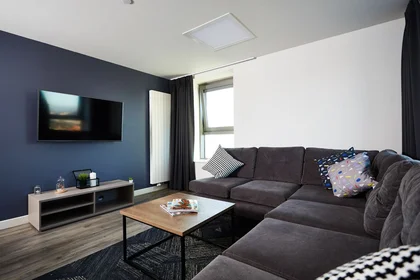 Apartamento inteiro em residência em 21 Beith St, Glasgow G11 6BZ, United Kingdom, imagem 21 de 23