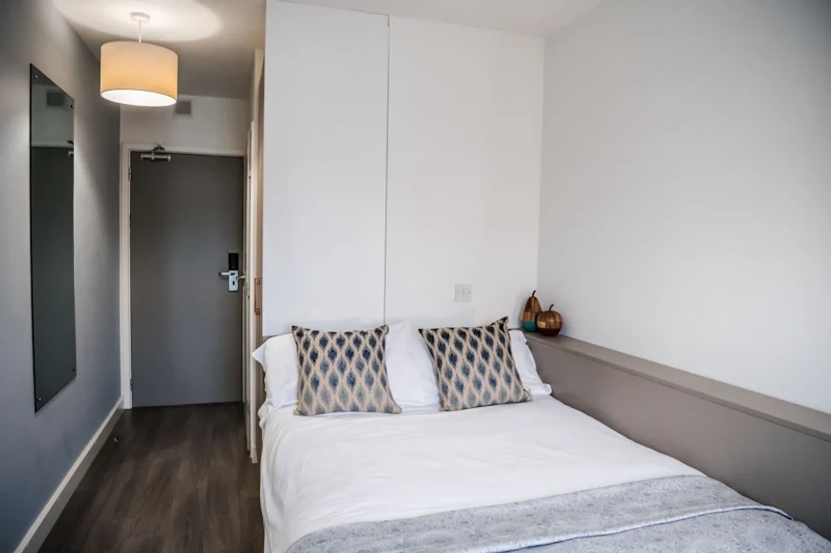 Habitación para estudiantes en  con modernas comodidades
