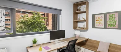 Quarto privado em residência em 309 Holloway Rd, London N7 9DS, United Kingdom           , imagem 2 de 23