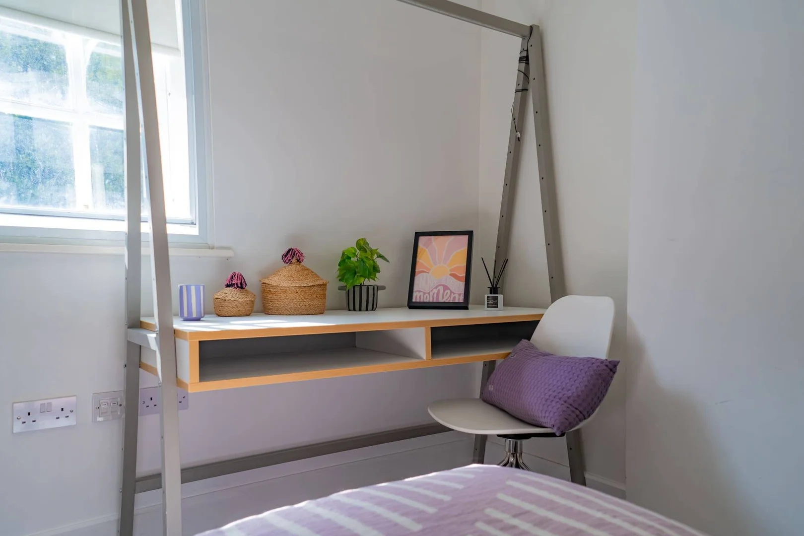 Chambre d'étudiant confortable et spacieuse dans
