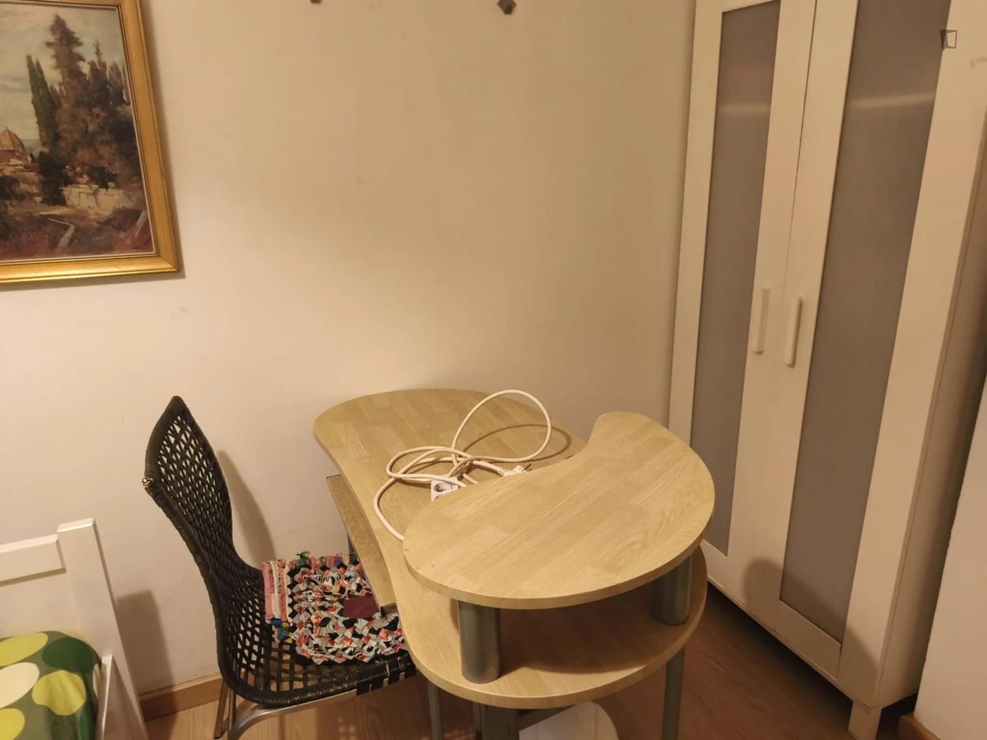 Chambre confortable pour étudiants disponible dans 