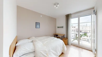 Chambre privée à 6 Rue Hoche, 92170, Vanves, FR, image 1 de 10