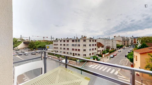 Chambre privée à Rue Hoche, image 5 de 24