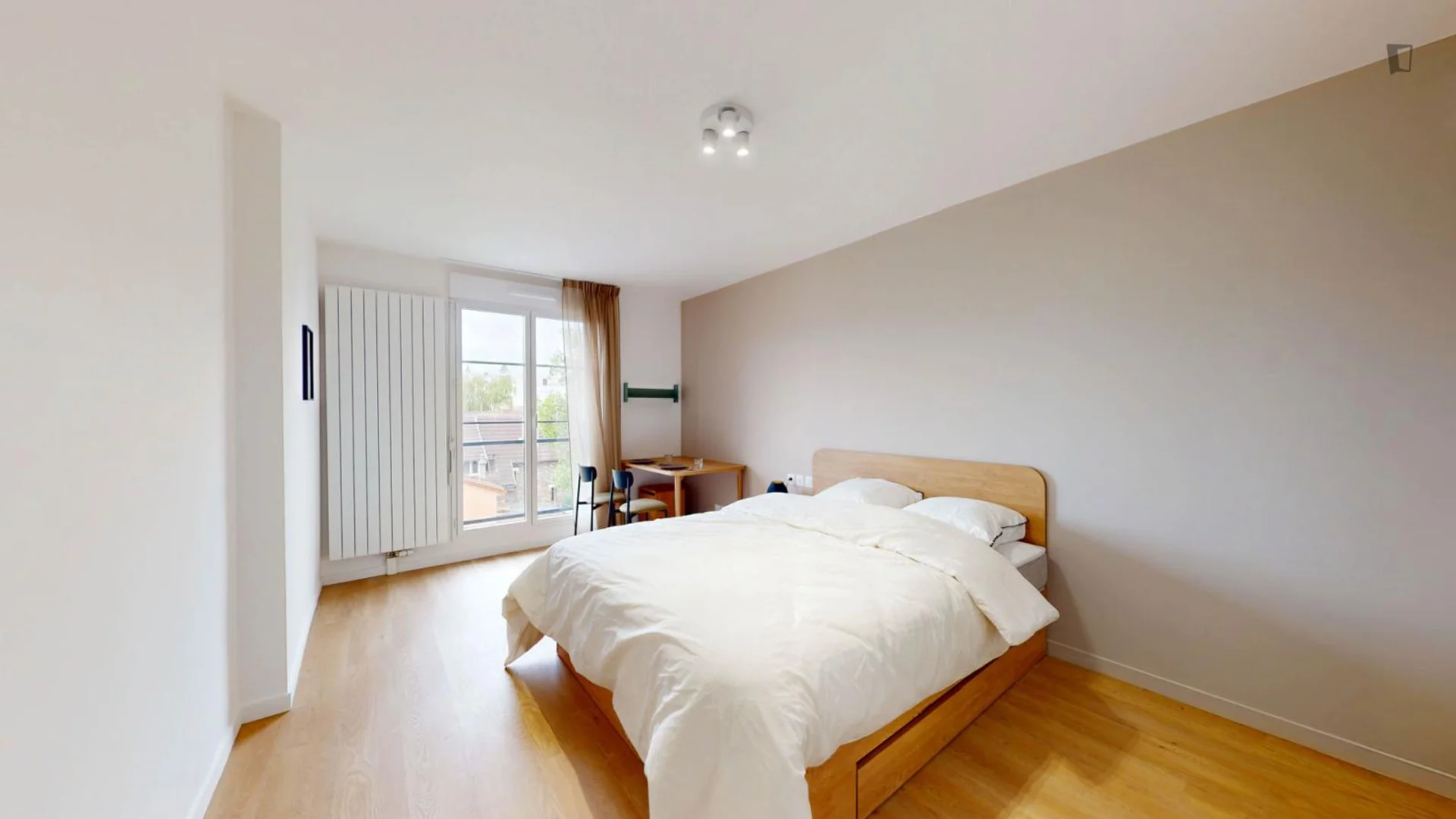 Chambre à louer dans un appartement d'étudiant à , entièrement meublée