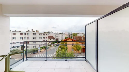 Chambre privée à Rue Hoche, image 5 de 24
