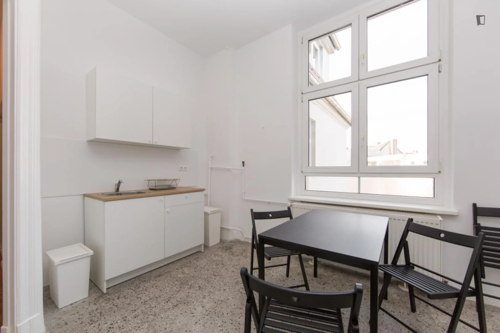 Habitación en apartamento estudiantil en alquiler en , completamente amueblado