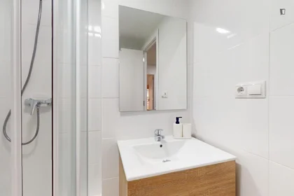 Private room at Carrer del Pintor Zariñena, image 12 of 14
