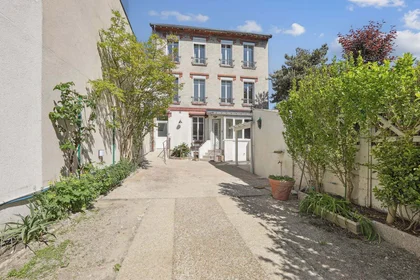 Özel oda konumu 34 Rue Cugnet, 92700 Colombes, France, 3 11 görüntüsü