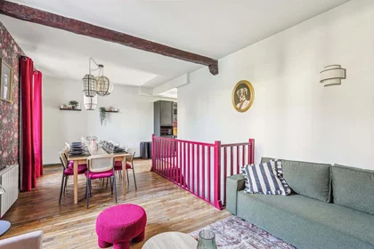 Özel oda konumu 34 Rue Cugnet, 92700 Colombes, France, 9 11 görüntüsü