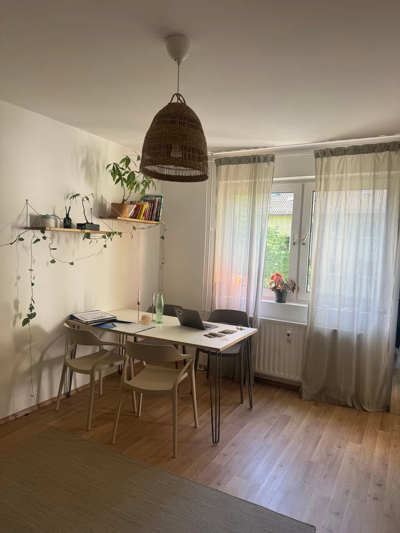 Chambre d'étudiant économique avec emplacement pratique dans 