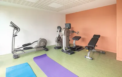 Quarto privado em residência em 80 Avenue du Docteur Albert Schweitzer, imagem 12 de 16
