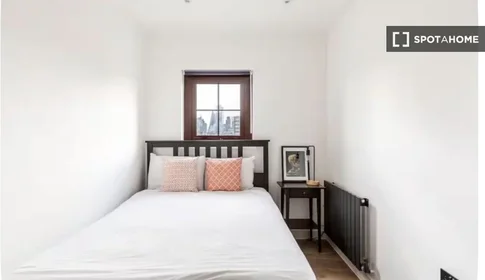 Entire apartment at Jubilee Street, image 17 of 17
