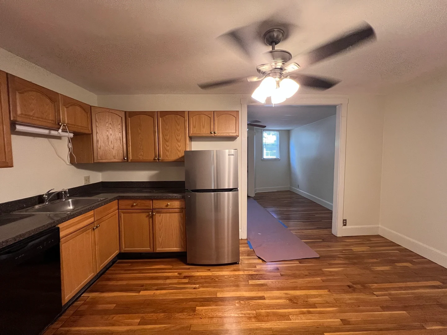 1204, Cambridge St., Unit 1, Inman Square, Cambridge, MA, 02139