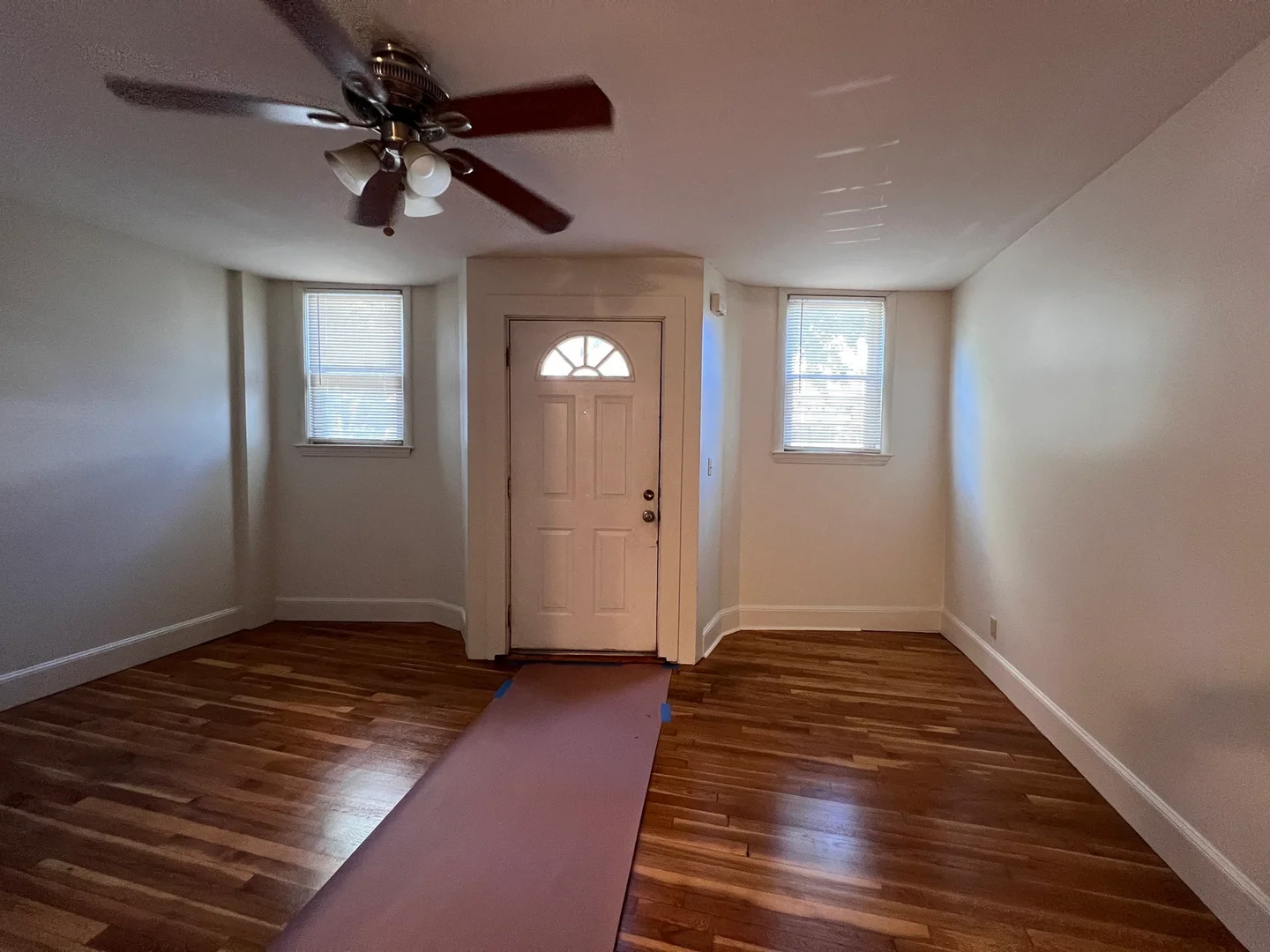 1204, Cambridge St., Unit 1, Inman Square, Cambridge, MA, 02139