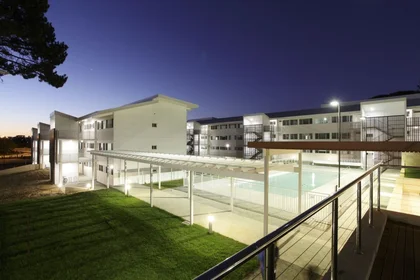 Alojamiento entero en residencia en 90 South St, Murdoch WA 6150, Australia, imagen 7 de 14