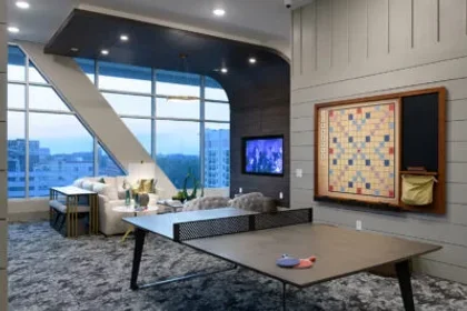 Alojamiento entero en residencia en 4220 12th Ave NE, Seattle, WA 98105, USA, imagen 21 de 37