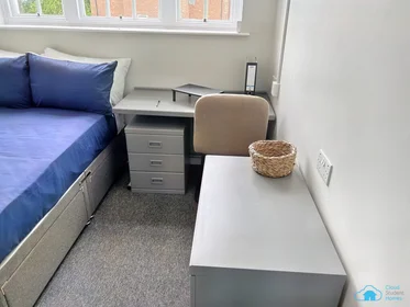 Chambre privée en résidence à Fenham Hall Drive, Newcastle NE4 9YH., image 8 de 49