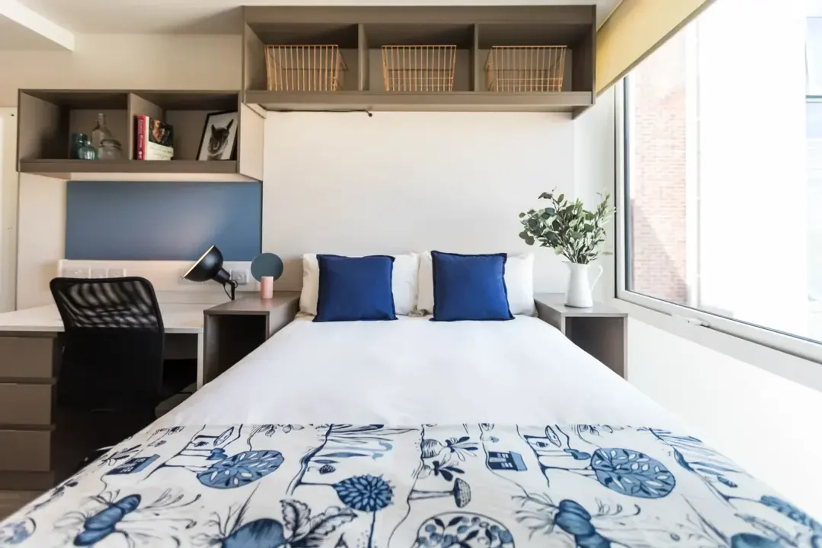 Habitación acogedora para estudiantes disponible en 