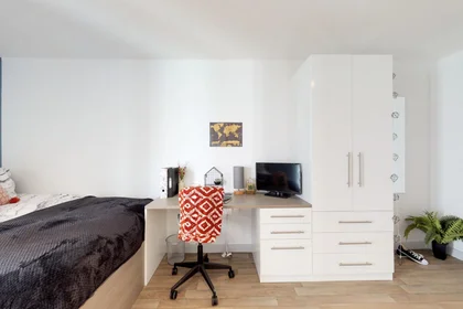 Studio in residence at 50-54 Union St, Shieldfield, Newcastle upon Tyne NE2 1AH, United Kingdom               , image 6 of 21