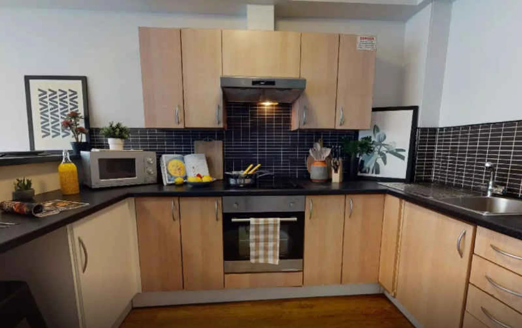 Habitación para estudiantes en  con modernas comodidades