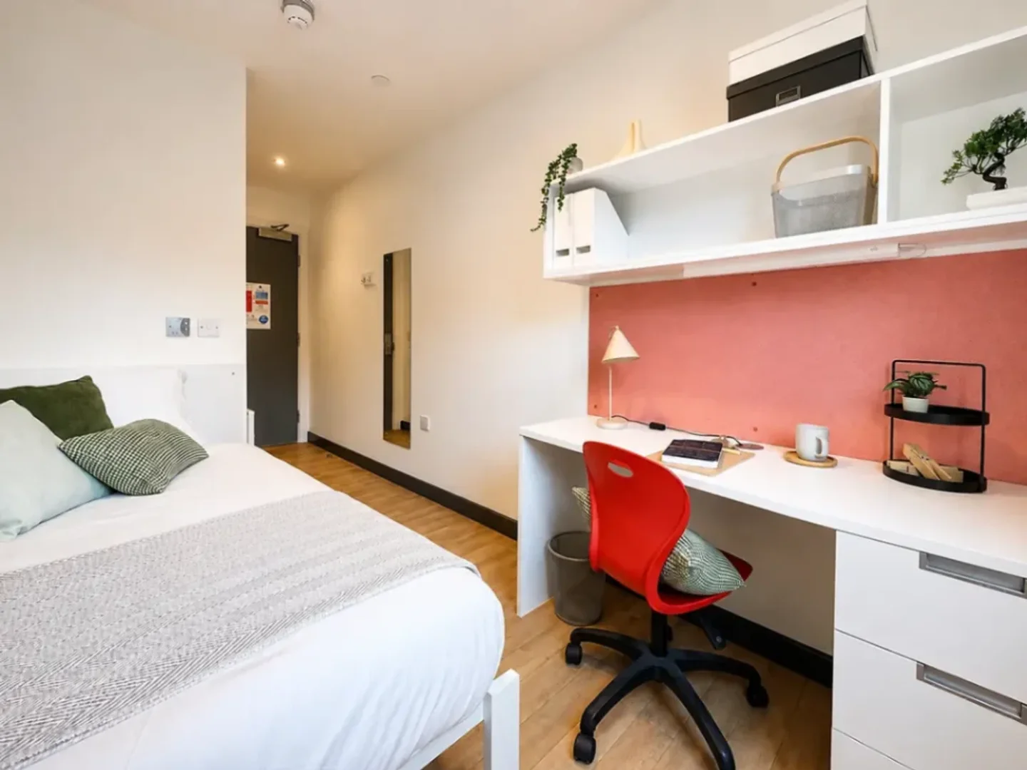 Chambre à louer dans un appartement d'étudiant à , entièrement meublée