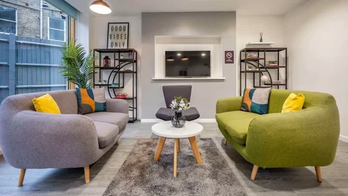 Habitación privada en residencia en 37-43 Green Lanes, Newington Green, London N16 9BS, United Kingdom    , imagen 8 de 15