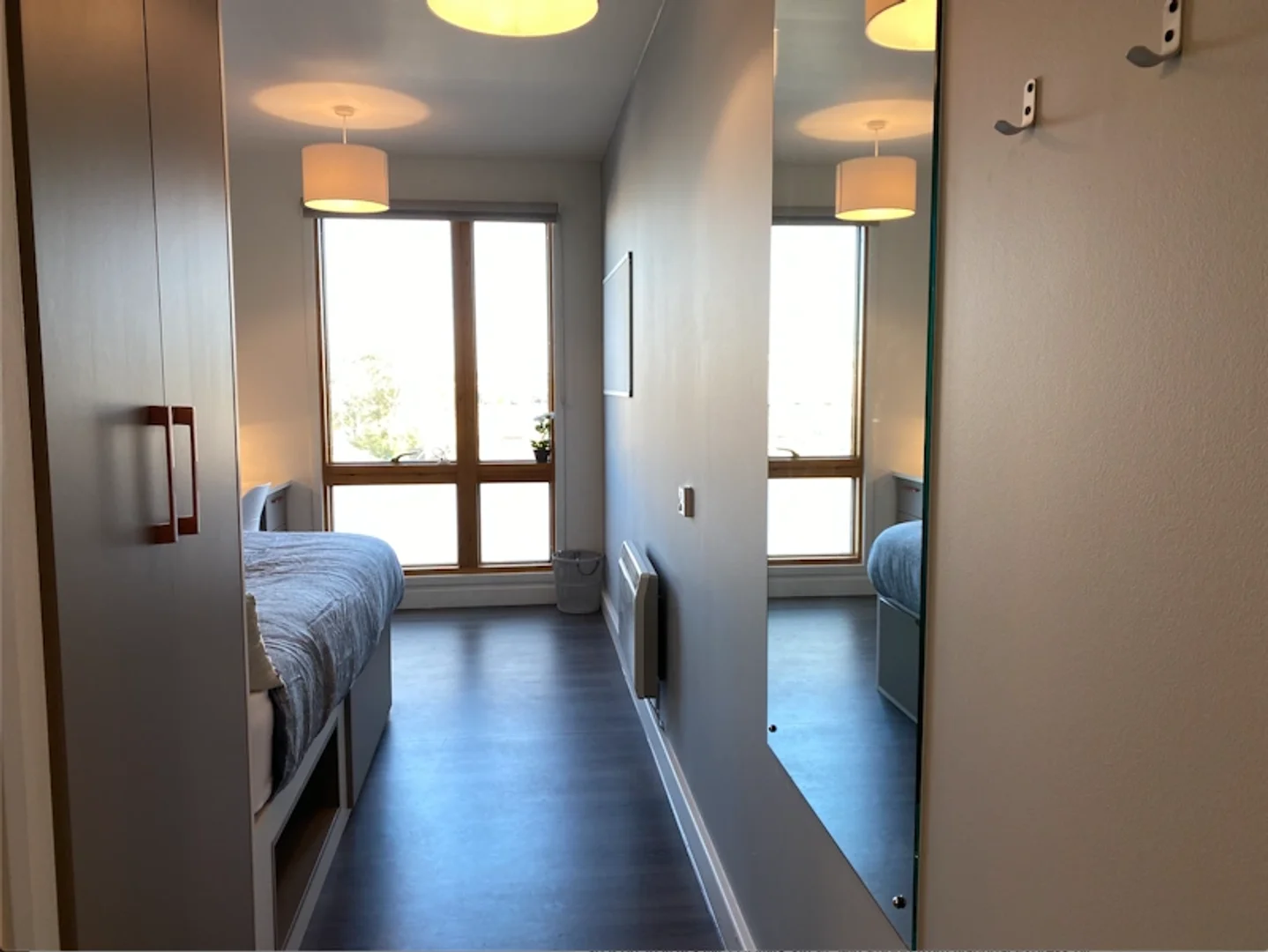 Habitación para estudiantes en  con área de estudio y facilidades compartidas