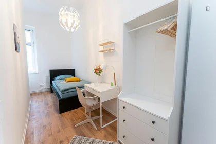 Chambre privée à Köpenicker Straße, image 1 de 13