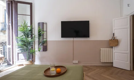 Quarto privado em Passatge de la Pau, imagem 5 de 38