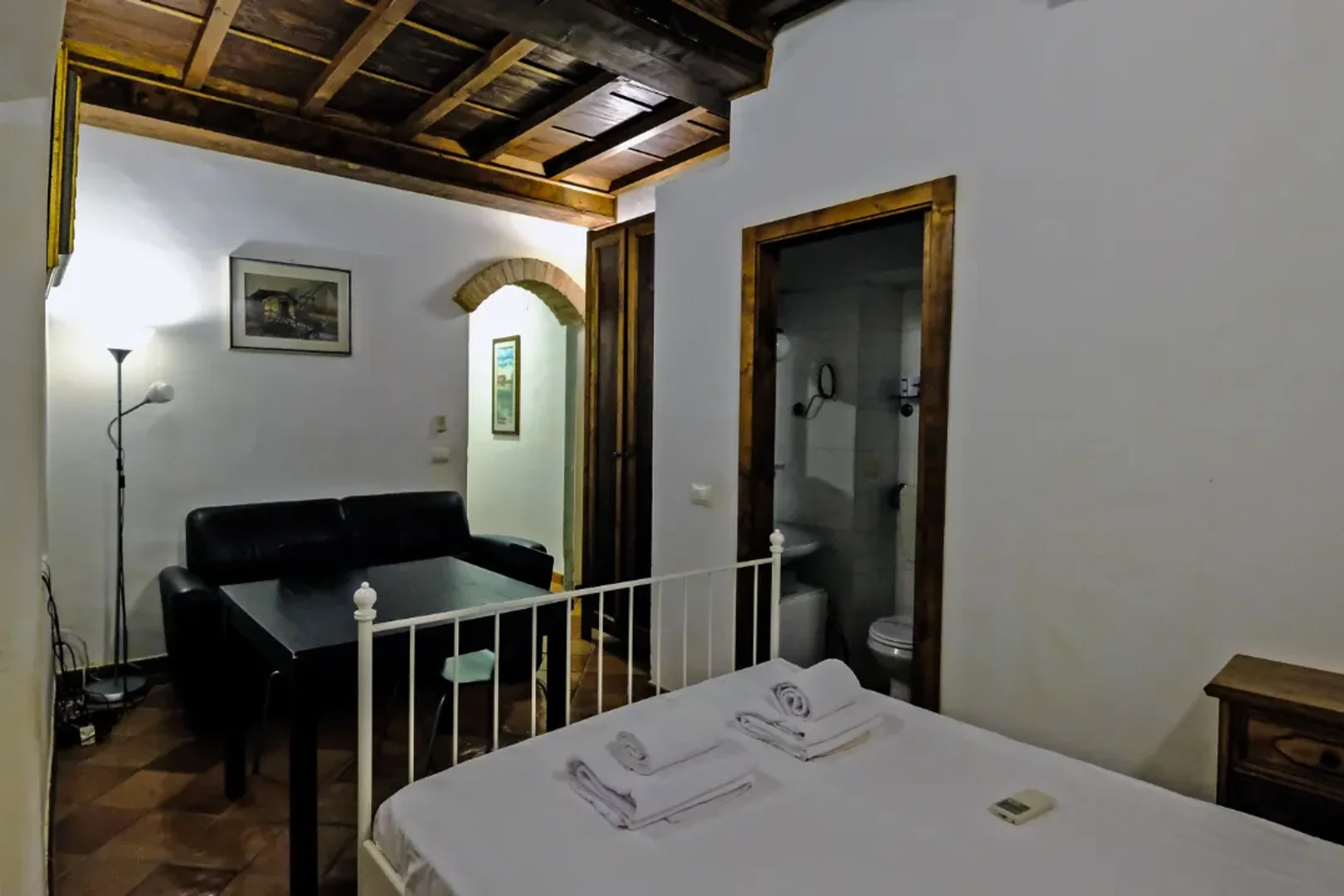 Via de Cerchi 7, first floor