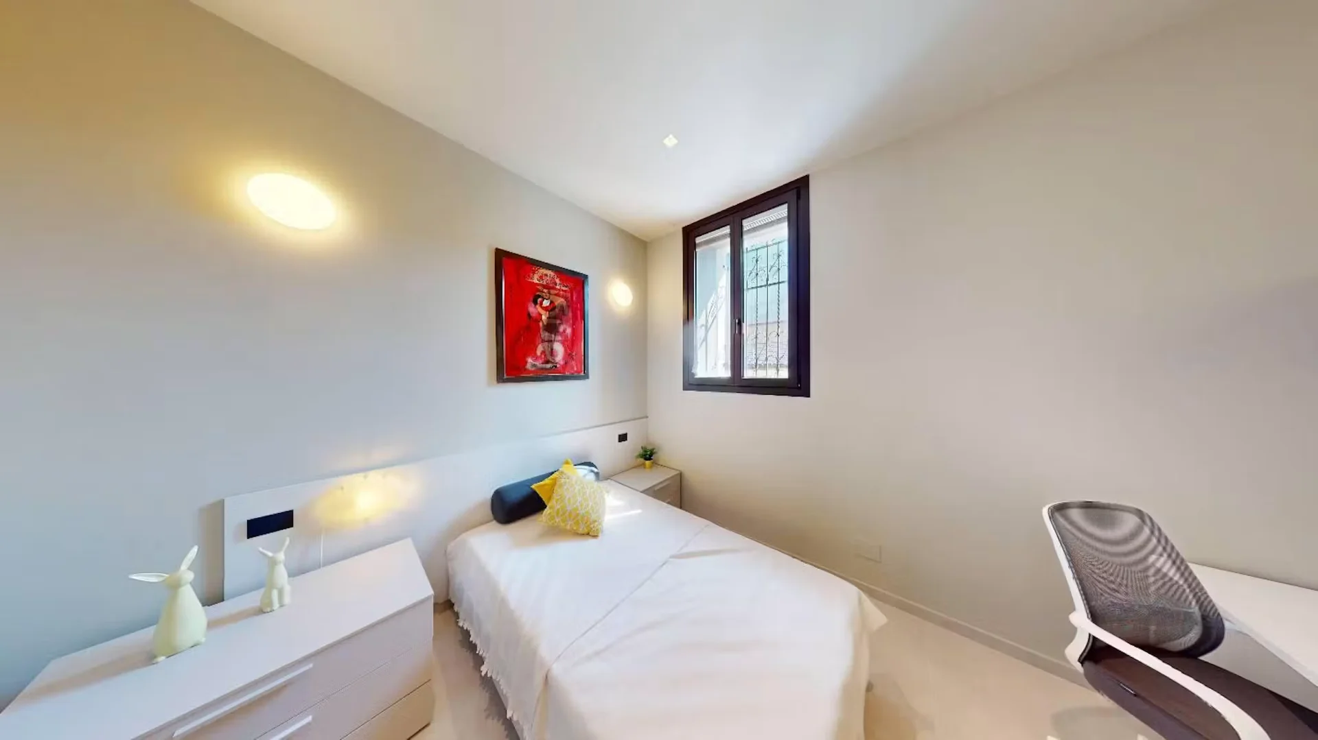 Habitación en apartamento estudiantil en alquiler en , completamente amueblado