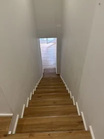 Quarto privado em Rua de Costa Cabral, imagem 14 de 15