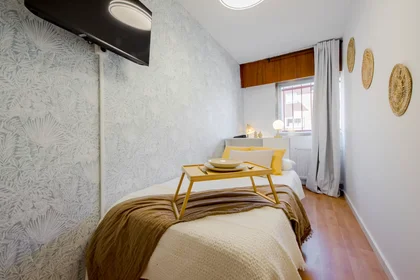 Shared room at Calle Aguamarina, , image 1 of 10