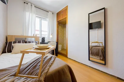 Shared room at Calle Aguamarina, , image 2 of 10