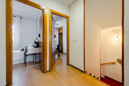 Shared room at Calle Aguamarina, , image 10 of 10