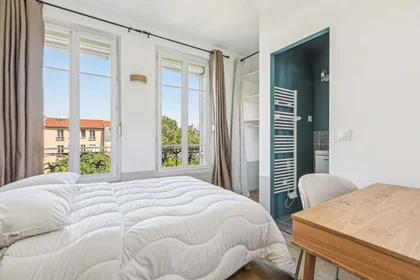 Özel oda konumu 34 Rue Cugnet, 92700 Colombes, France, 1 10 görüntüsü