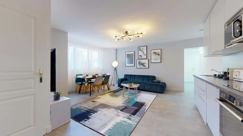 Private room at 67 Rue Hippolyte Kahn, 69100 Villeurbanne, France, image 1 of 10