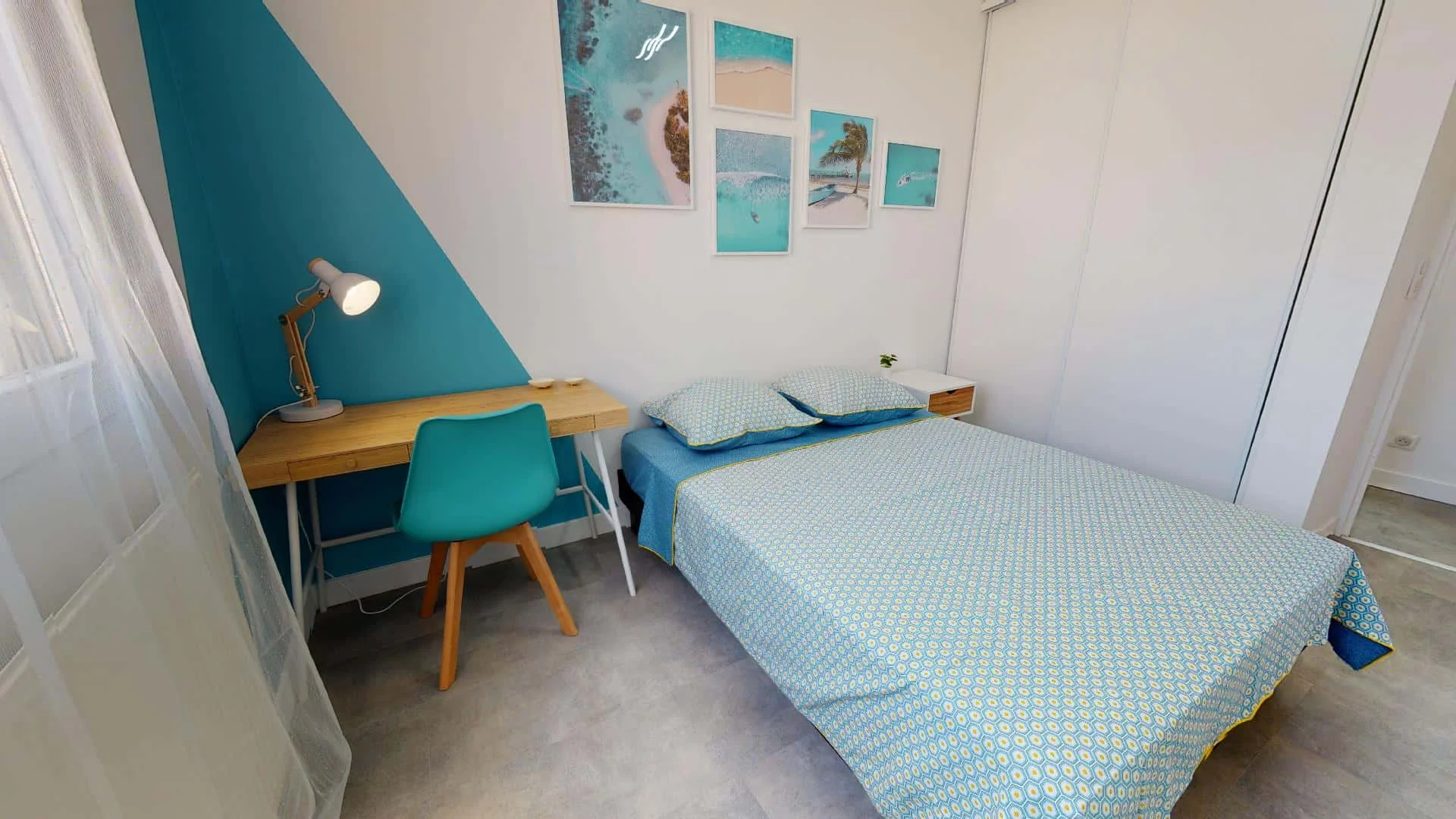 Economical student room with convenient location in