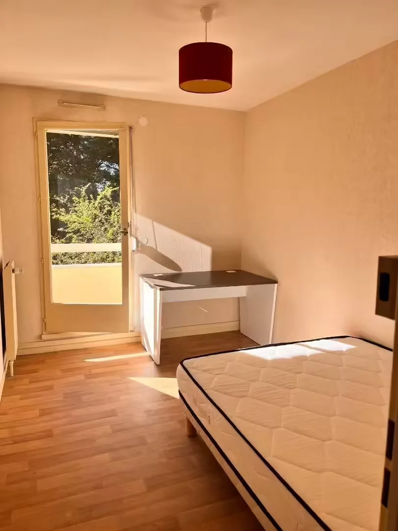 Quarto de estudante funcional perfeito para estudar em 