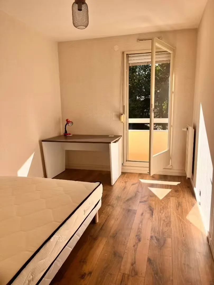 Quarto acolhedor para estudantes disponível em 