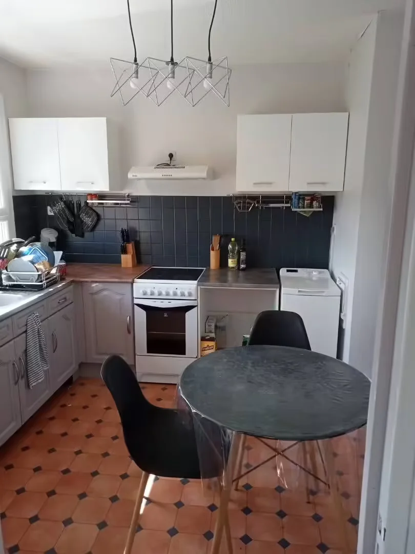 Comfortable and spacious student room in 