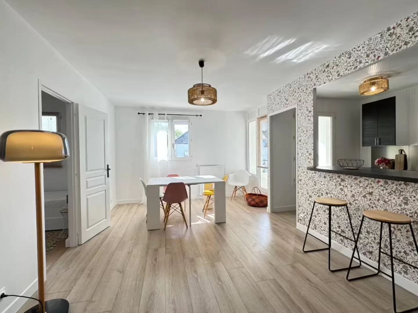 Ekonomiczny pokój studencki z dogodną lokalizacją w 
