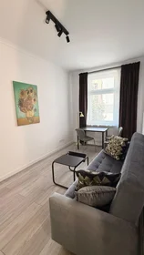 Dairenin tamamı konumu Staszica 17/21/5, 2 7 görüntüsü