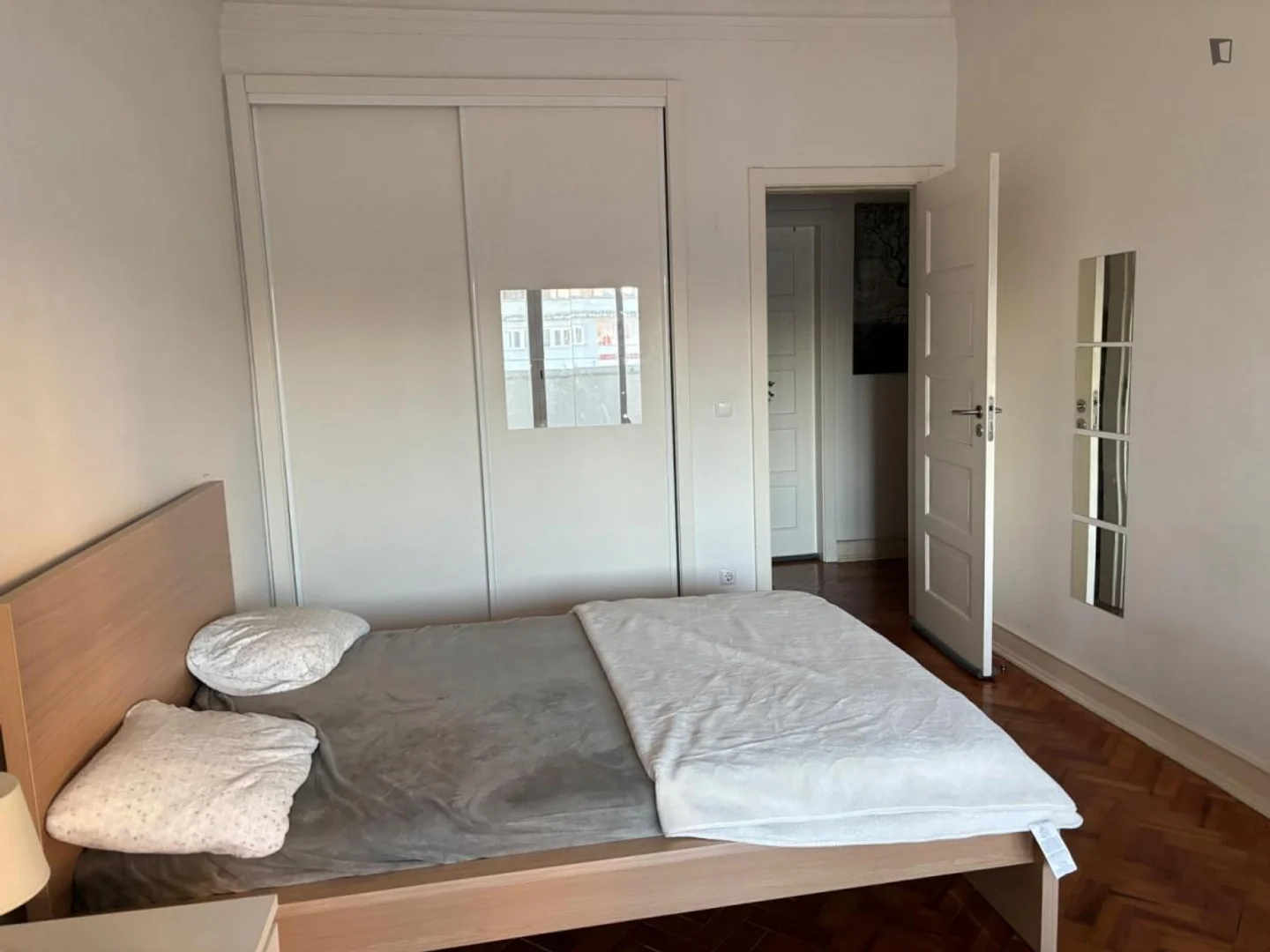 Budget-friendly student room close to campus in