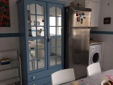 Chambre privée à Rua dos Cedros, image 10 de 14